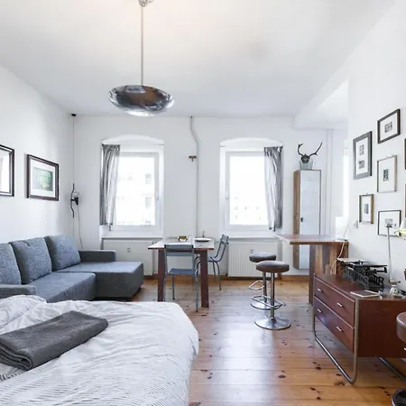 Apartment Margarethe-selenka-strasse